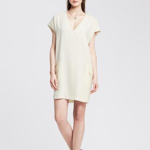 Banana republic crepe cocoon dress